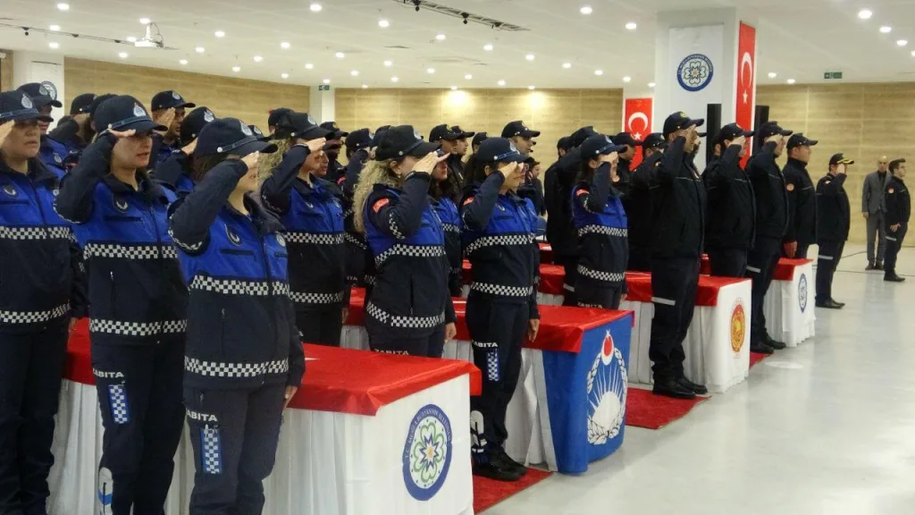 Muğla Büyükşehir Belediye Başkanı Gürün; Muğla'da itfaiye ekiplerimiz olay yerine 6 dakika 58 saniyede ulaşıyor Muğla Büyükşehir Belediye Başkanı Gürün; Muğla'da itfaiye ekiplerimiz olay yerine 6 dakika 58 saniyede ulaşıyor