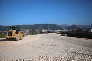Menteşe Otogar Yolunda Asfaltlama Çalışmaları Başlıyor Menteşe Otogar Yolunda Asfaltlama Çalışmaları Başlıyor
