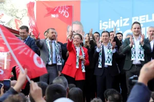 Gonca Köksal'ın Seçim Koordinasyon Merkezi Açıldı: “İşimiz Belediye, Gücümüz Menteşe”