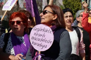 Kadınlar Sınırsızlık Meydanı'nda buluştu: “Seçimde kadın düşmanlarına oy yok”
