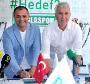Muğlaspor’da Teknik Direktör Besim Durmuş ile imzalar atıldı Muğlaspor’da Teknik Direktör Besim Durmuş ile imzalar atıldı