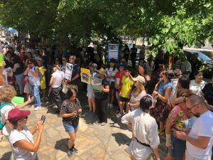Menteşe’de hayvanseverlerden sokak hayvanları için eylem