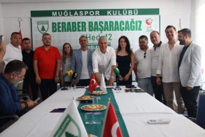 Muğlaspor’da Teknik Direktör Besim Durmuş ile imzalar atıldı Muğlaspor’da Teknik Direktör Besim Durmuş ile imzalar atıldı