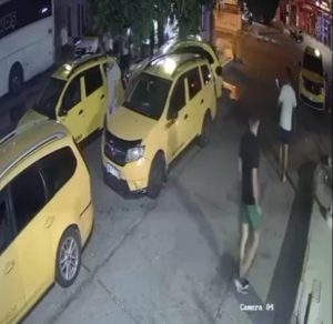 Taksi durağına sopalı baskın: 3 yaralı Taksi durağına sopalı baskın: 3 yaralı