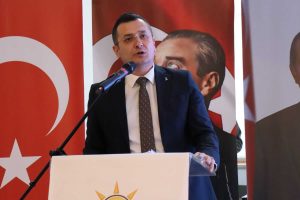 Mustafa Algan yeniden AK Parti Menteşe İlçe Başkanı seçildi