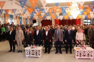 Mustafa Algan yeniden AK Parti Menteşe İlçe Başkanı seçildi