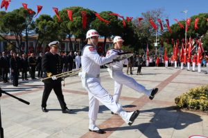 Muğla’da Cumhuriyet Bayramı kutlamaları çelenk sunma töreni ile başladı