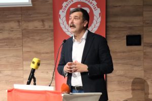 Erkan Baş Muğla’da konuştu: “Toplumu çürüterek yönetmeye çalışan iktidar var”