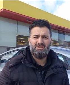 Otomobille çarptılar sonra darp ettiler: Talihsiz kurye kamera kayıtlarıyla hakkını arıyor Otomobille çarptılar sonra darp ettiler: Talihsiz kurye kamera kayıtlarıyla hakkını arıyor