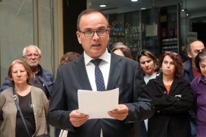 Mustafa Muğlalı İşhanı esnafı Erdoğan ve Özel’e seslendi: “Dolandırıldık”