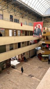 Mustafa Muğlalı İşhanı’nda elektrik kesildi: Esnaf zor durumda Mustafa Muğlalı İşhanı’nda elektrik kesildi: Esnaf zor durumda