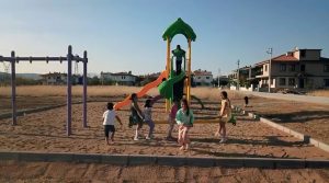 Bayır Mahallesi'nde çocukların oyun parkı talebi karşılık buldu