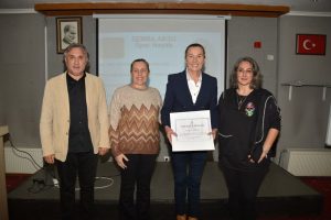 Eski atlet Semra Aksu MSKÜ’de öğrencilerle buluştu Eski atlet Semra Aksu MSKÜ’de öğrencilerle buluştu