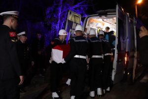 Helikopter kazasında hayatını kaybedenler törenle uğurlandı