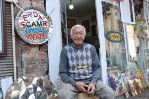 Türkiye’deki 63 vitray ustasından biri Menteşe’de