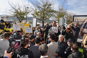 Sinpaş protestosu Kaymakamlığa taşındı