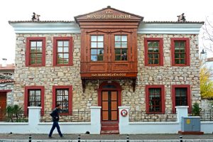 Tarihi yapılar özgün kimlikleriyle geleceğe taşınmalı