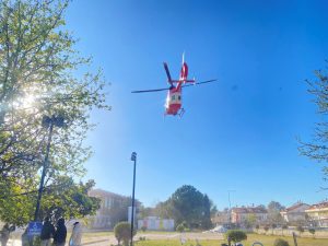 Muğla'da araç yangınında 5 yaşındaki çocuk ağır yaralandı Muğla'da araç yangınında 5 yaşındaki çocuk ağır yaralandı