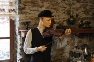 Kemancı Tahir'in hikayesi desteksizlikten kitaplaşamıyor