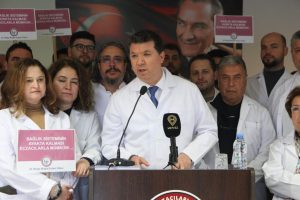 Muğla'da eczaneler alarm veriyor: "2025 daha da karanlık olacak"