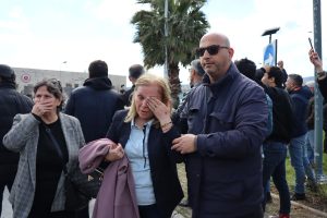 Muğla’da İmamoğlu protestosuna polis müdahalesi, gözaltılar var Muğla’da İmamoğlu protestosuna polis müdahalesi, gözaltılar var