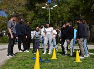 Özel bireyler ve üniversite öğrencileri buluştu Özel bireyler ve üniversite öğrencileri buluştu