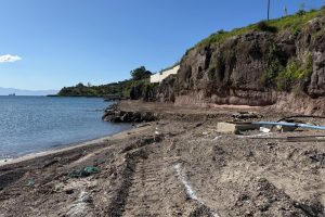 Bodrum'da iş makineleriyle denizi doldurdular! Bodrum'da iş makineleriyle denizi doldurdular!