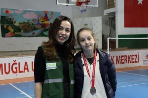 Muğla Yeşilay Spor Kulübü, bağımlılıkla mücadelede sporun gücünü kullanıyor Muğla Yeşilay Spor Kulübü, bağımlılıkla mücadelede sporun gücünü kullanıyor