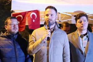 AK Partili Laçin’den Denizaslanı’na: “Hadsiz bir açıklama, sıfatı nedir?”