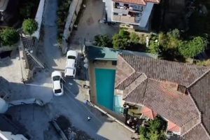 Muğla’da Özel Harekat’tan lüks villaya operasyon Muğla’da Özel Harekat’tan lüks villaya operasyon
