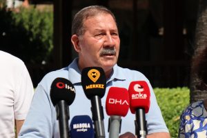 Muğla'nın 13 ilçe belediye başkanından Aras'a destek: “Ahmet Aras yalnız değildir”