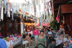 Menteşe’de çocuklar tezgah başına geçti