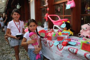 Menteşe’de çocuklar tezgah başına geçti