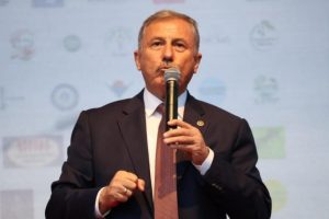 Hatimoğulları, Özdağ ve Kadıgil, 'Toprağımızı Vermiyoruz' mitinginde konuştu