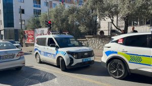 Menteşe’de silahlı kavga: 4 kişi gözaltına alındı Menteşe’de silahlı kavga: 4 kişi gözaltına alındı