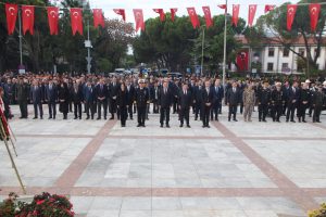 Atatürk, vefatının 87’nci yılında saygıyla anıldı