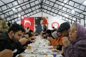 CHP İl Başkanı Nail Kızıl’dan babası anısına iftar yemeği