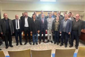 Menteşe muhtarlarından esnaf odalarına hayırlı olsun ziyareti Menteşe muhtarlarından esnaf odalarına hayırlı olsun ziyareti