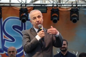 Muğla’da 8. Hamsi Festivali’nde 5 ton hamsi dağıtıldı Muğla’da 8. Hamsi Festivali’nde 5 ton hamsi dağıtıldı