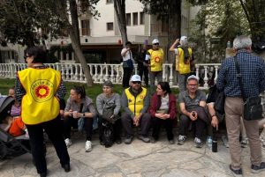 Eğitim Sen’den Sınırsızlık Meydanı’nda ‘yaşam’ nöbeti Eğitim Sen’den Sınırsızlık Meydanı’nda ‘yaşam’ nöbeti