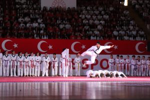 Muğla’da 19 Mayıs kutlamaları renkli görüntülere sahne oldu Muğla’da 19 Mayıs kutlamaları renkli görüntülere sahne oldu