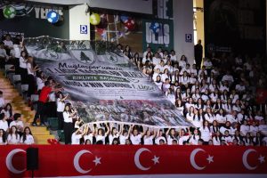 Muğla’da 19 Mayıs kutlamaları renkli görüntülere sahne oldu Muğla’da 19 Mayıs kutlamaları renkli görüntülere sahne oldu