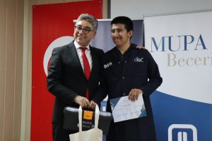 MUPA Beceri Projesi'nin ilk mezunları sertifikalarını aldı MUPA Beceri Projesi'nin ilk mezunları sertifikalarını aldı