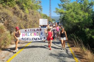 Akyaka'da “kıyı işgaline” tepki Akyaka'da “kıyı işgaline” tepki